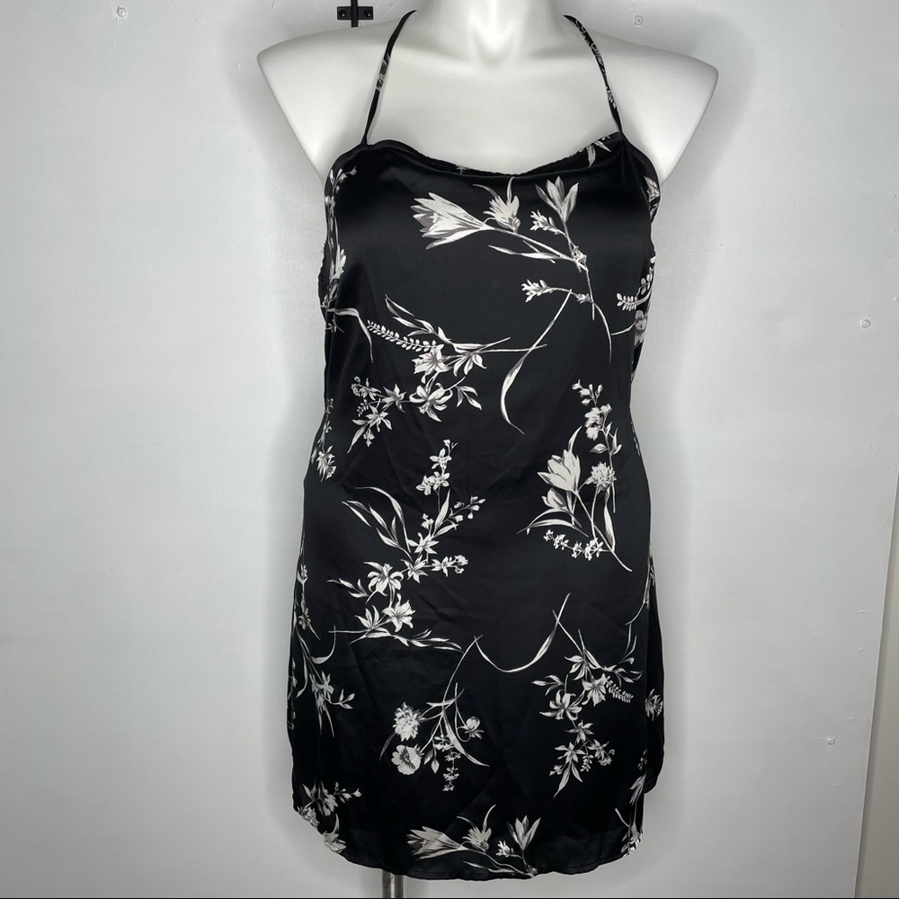Lulu’s black and white floral strapped back mini dress